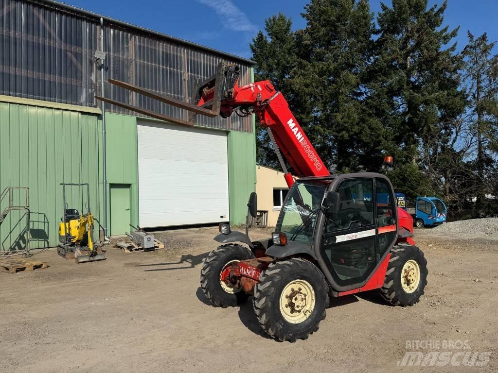 Manitou MLT 523 T テレスコーピックハンドラー