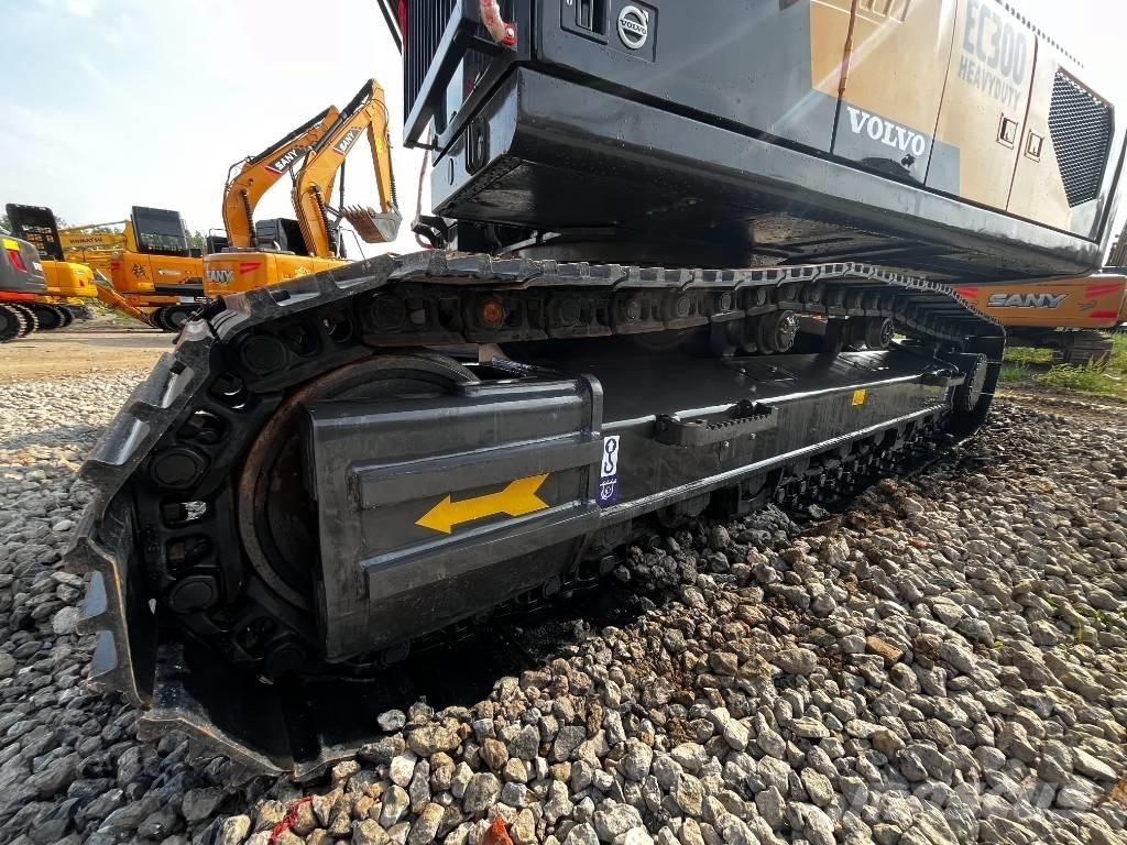 Volvo EC 300 D L 大型油圧ショベル12t以上（パワーショベル・ユンボ）