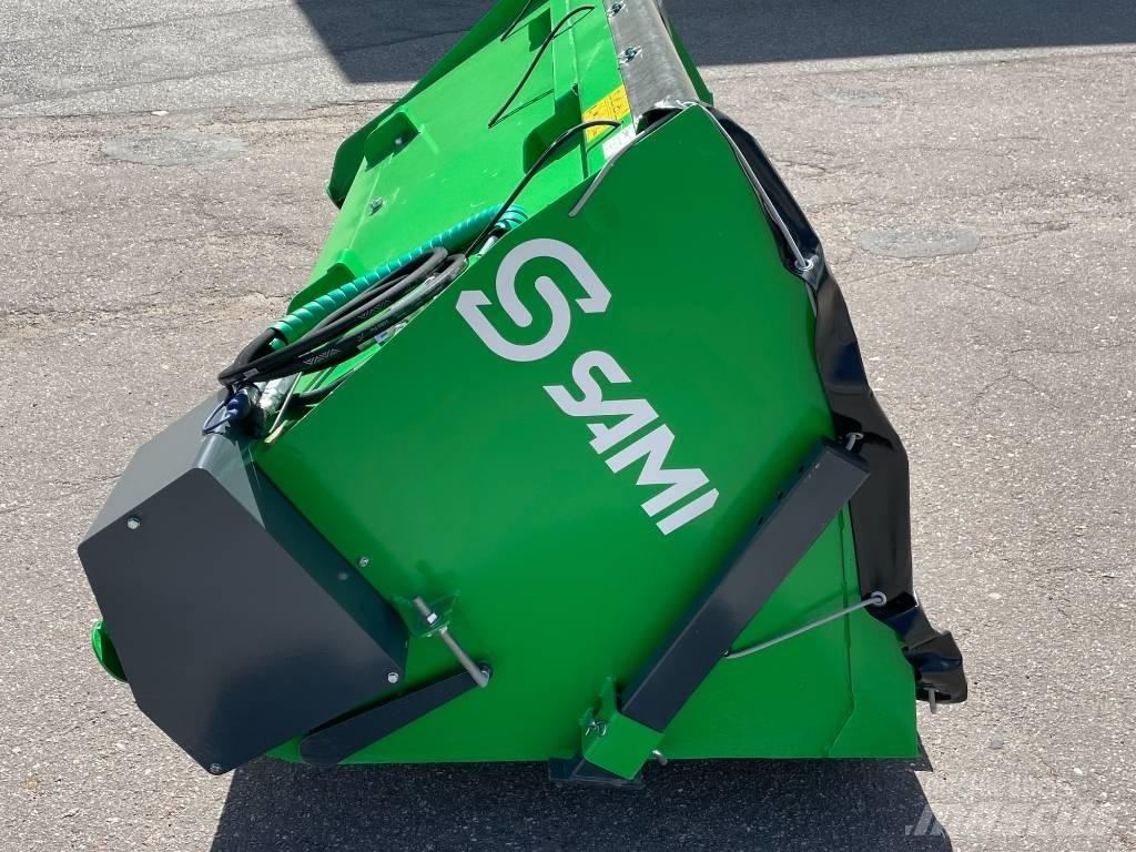 Sami SLH 2300 砂と塩撒き専用車