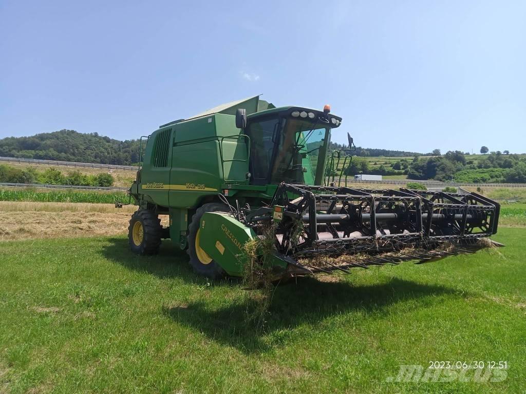 John Deere 9540 CWS コンバイン