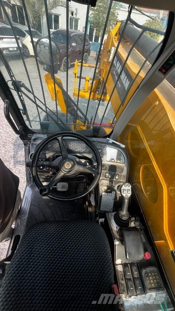 JCB 540-170 テレスコーピックハンドラー