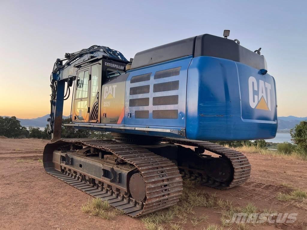 CAT 352 F XE 大型油圧ショベル12t以上（パワーショベル・ユンボ）