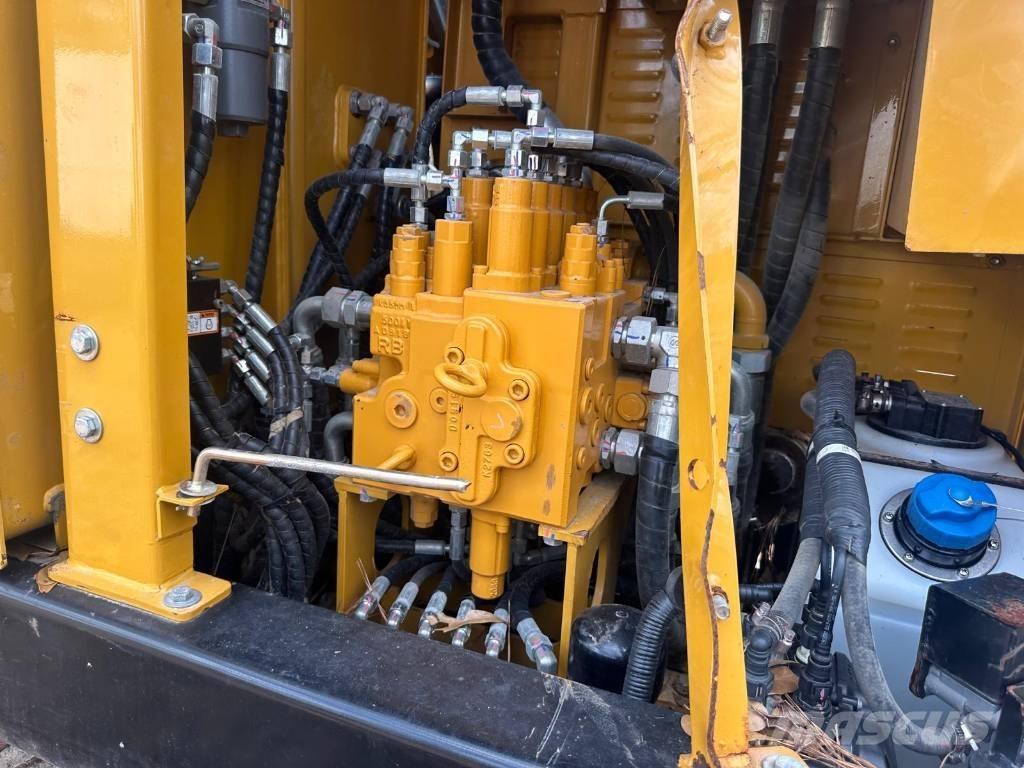 Sany SY 155 U 大型油圧ショベル12t以上（パワーショベル・ユンボ）