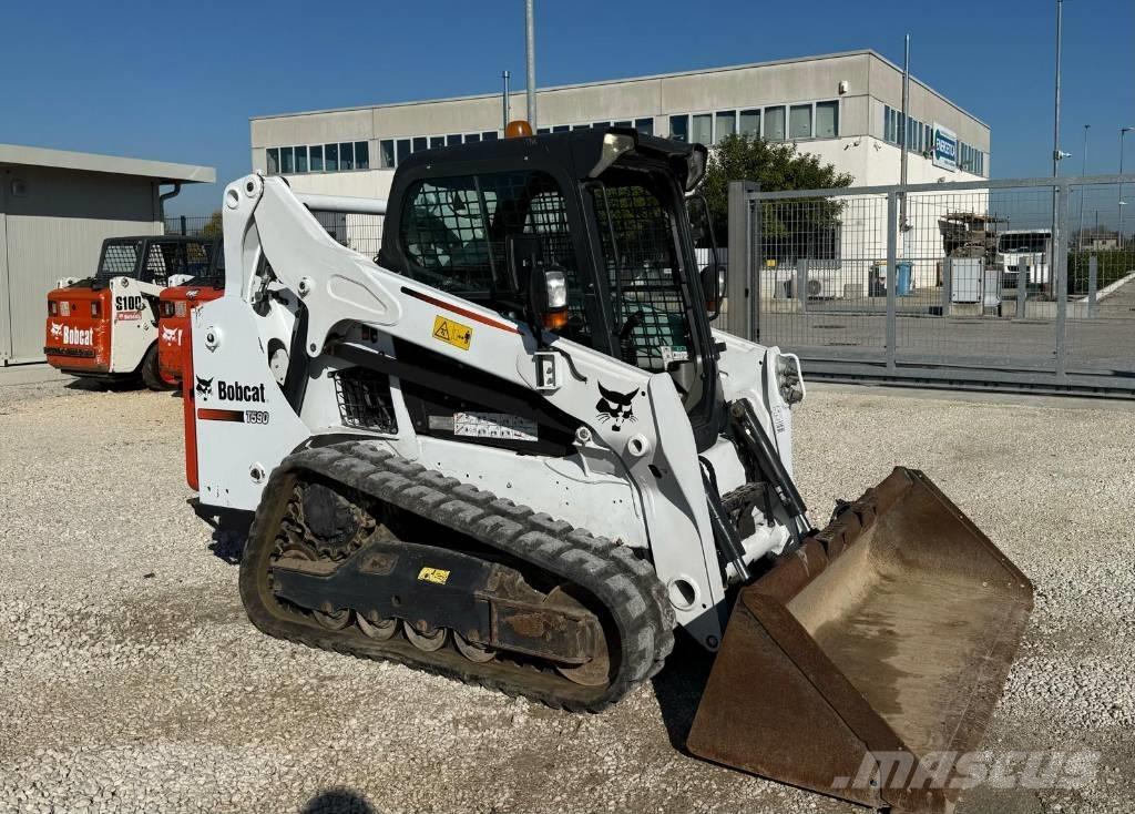 Bobcat T 590 クローラーローダー