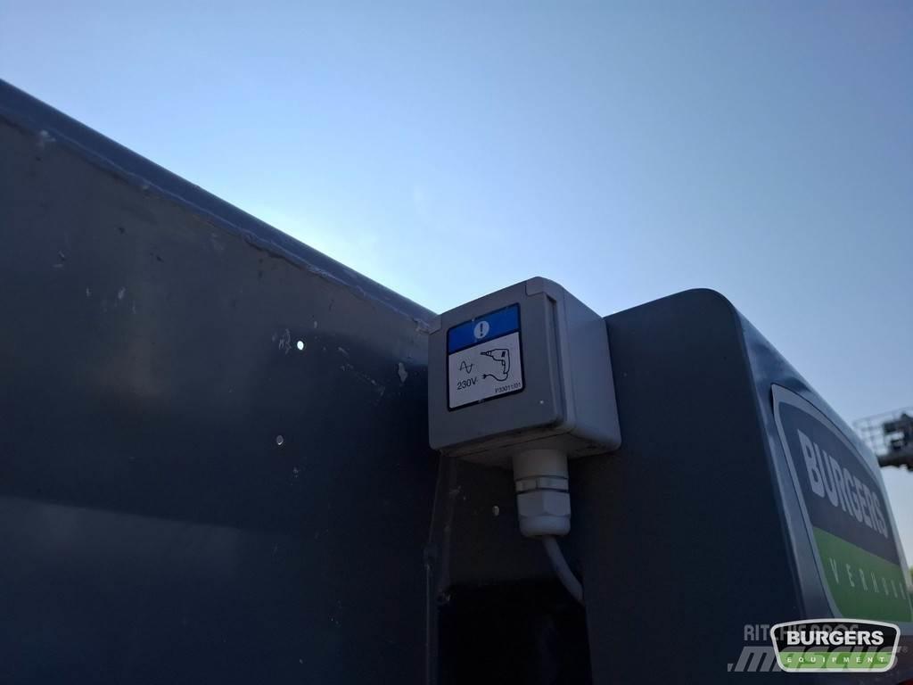 Niftylift 120TE 高所作業台付トレーラー