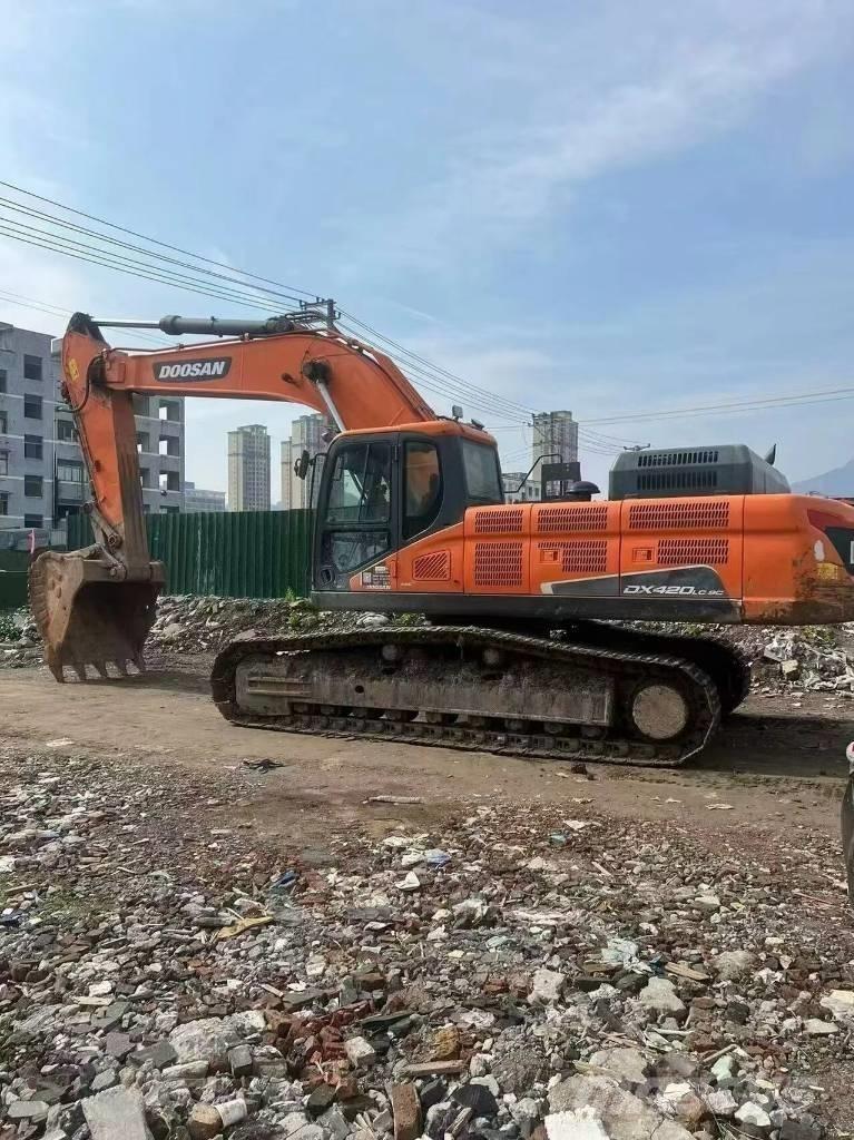 Doosan DX420LC 大型油圧ショベル12t以上（パワーショベル・ユンボ）