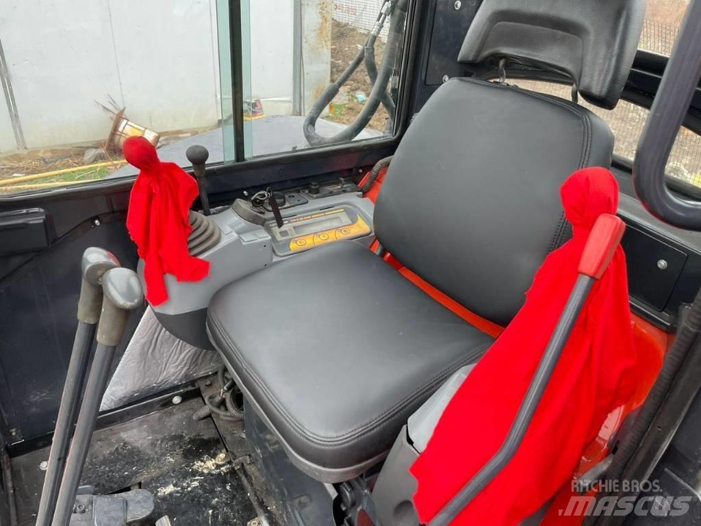 Kubota U 35 大型油圧ショベル12t以上（パワーショベル・ユンボ）