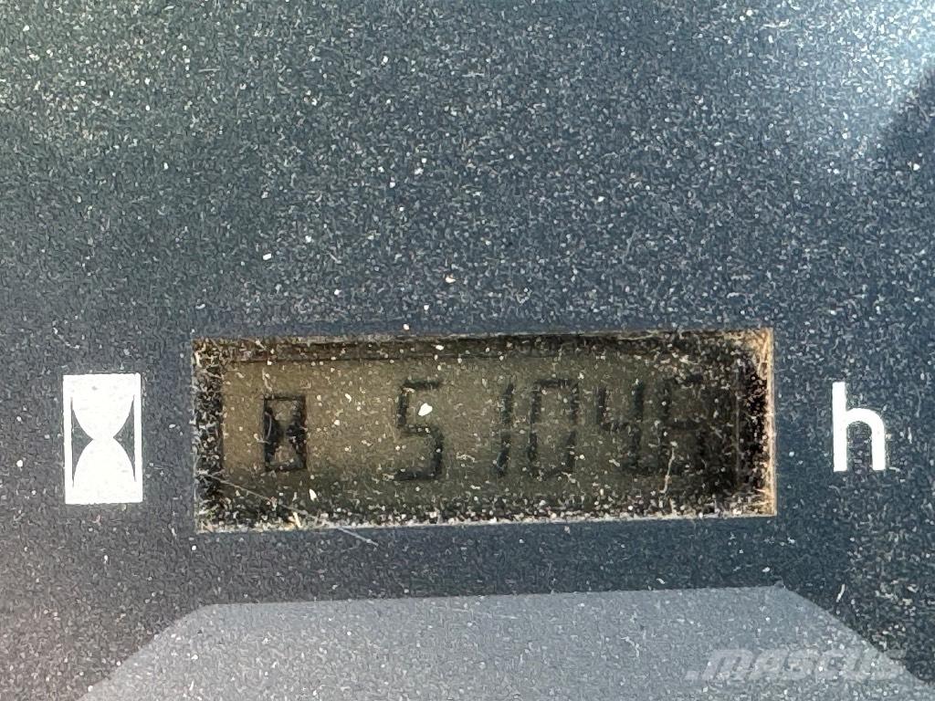 Komatsu WA 80-6 ホイールローダー・タイヤショベル