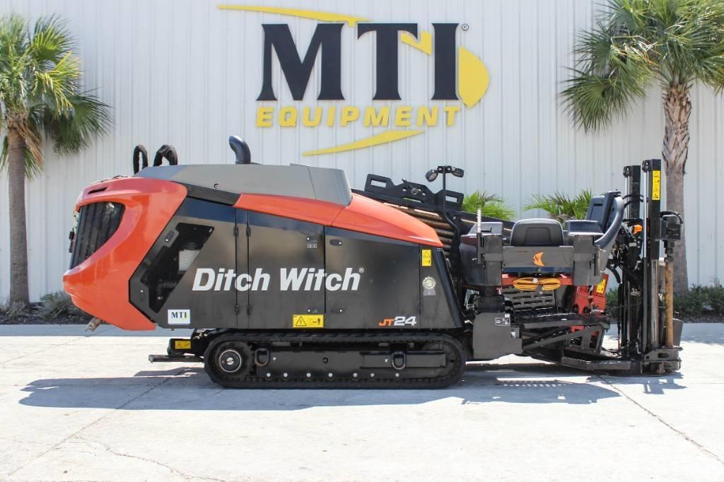 Ditch Witch JT24 水平掘削リグ