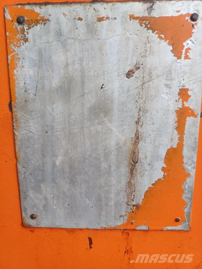 Atlas 100.1 ローダークレーン