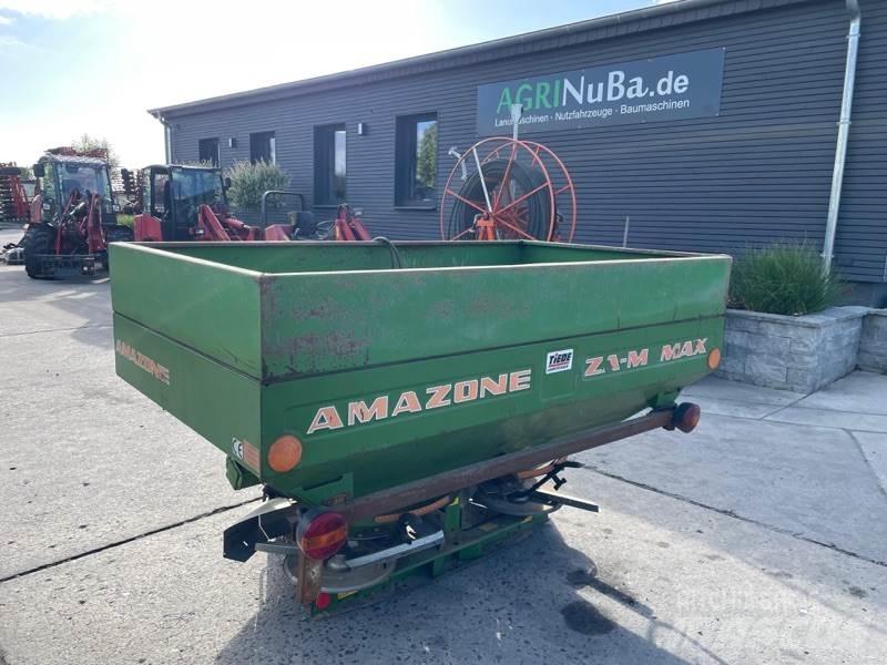 Amazone ZA-M Max ミネラル散布機