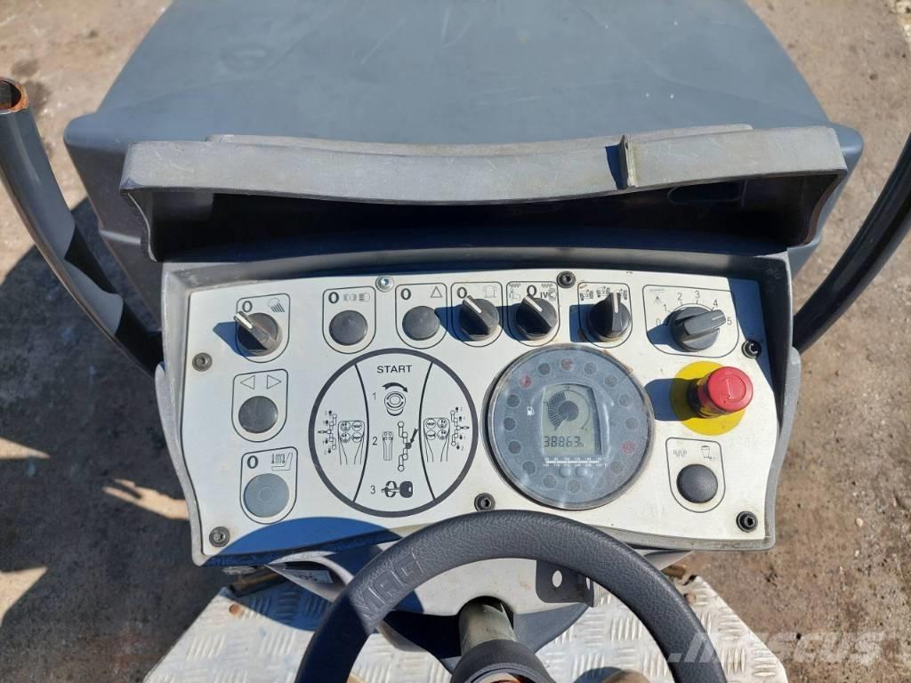 Bomag BW 120 AD-5 タンデムローラ