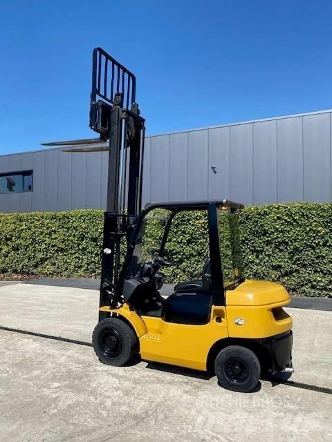 Toyota 7 FDF 25 ディーゼル・軽油