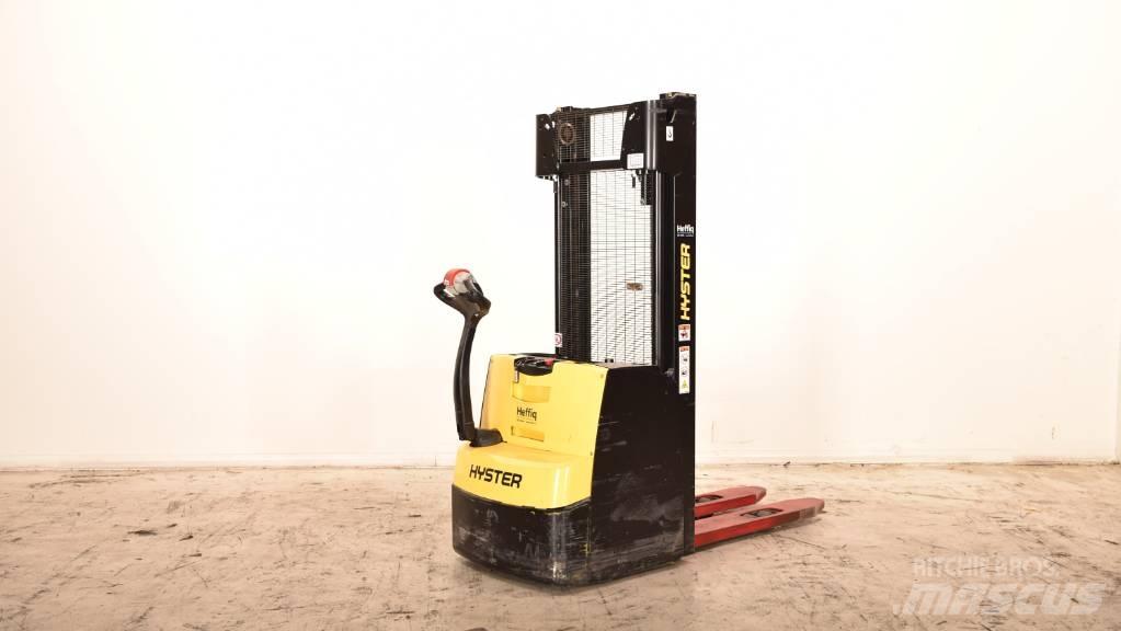 Hyster S 1.6 ウォーキンフォークリフト