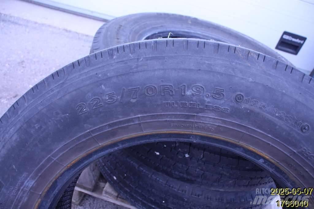 Goodride CR960A タイヤ、ホイル、リム