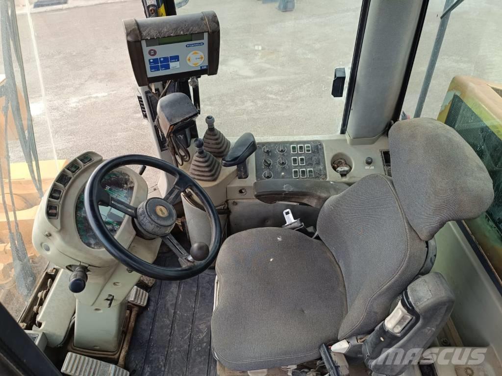 CASE 821C ホイールローダー・タイヤショベル