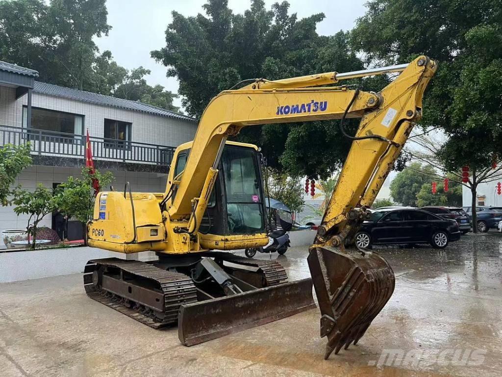 Komatsu PC 60-7 ミニ油圧ショベル 7t以下（ミニユンボ・ミニディガー）