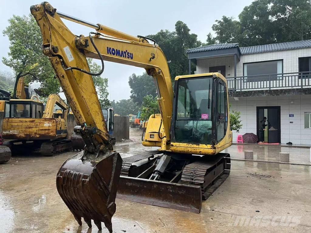 Komatsu PC 60-7 ミニ油圧ショベル 7t以下（ミニユンボ・ミニディガー）