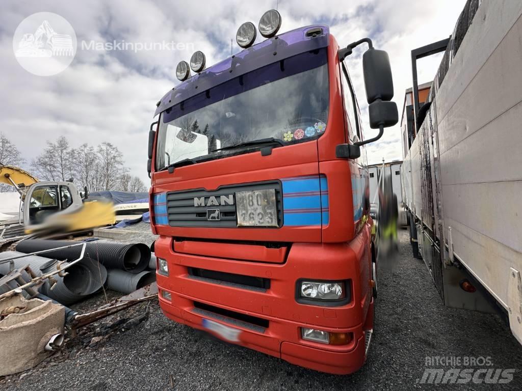 MAN TGX 28.530 LAXO キャブ付きシャーシ