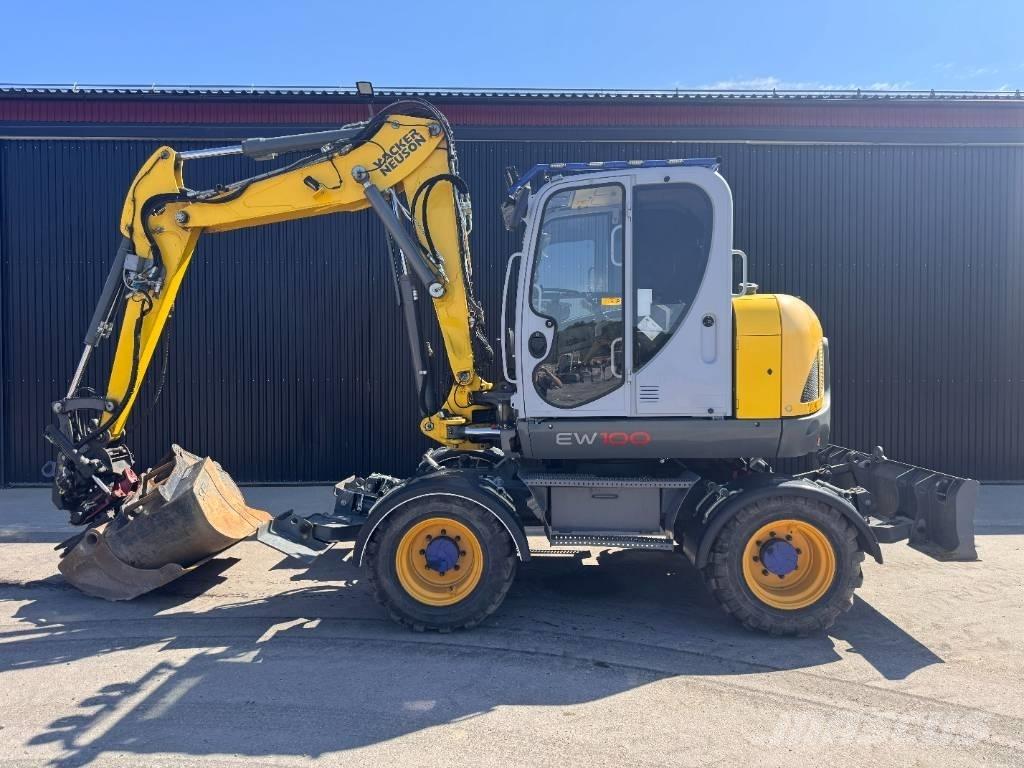 Wacker Neuson EW 100 ホイール式油圧ショベル（パワーショベル・ユンボ・バックホー）