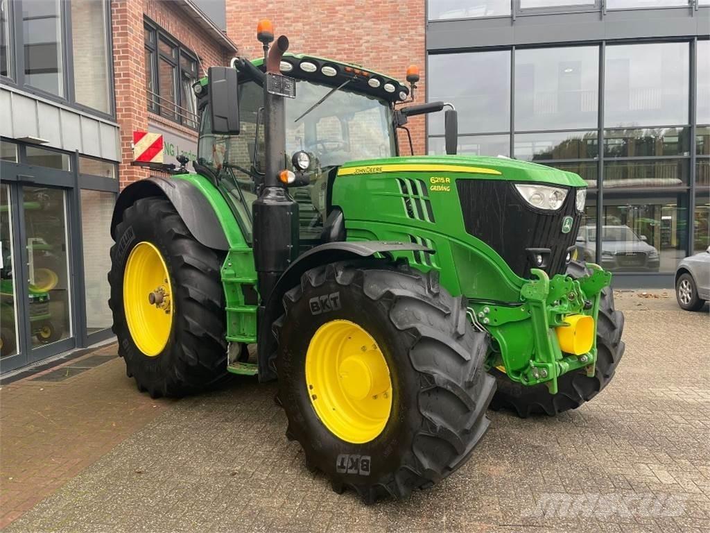 John Deere 6215R トラクター