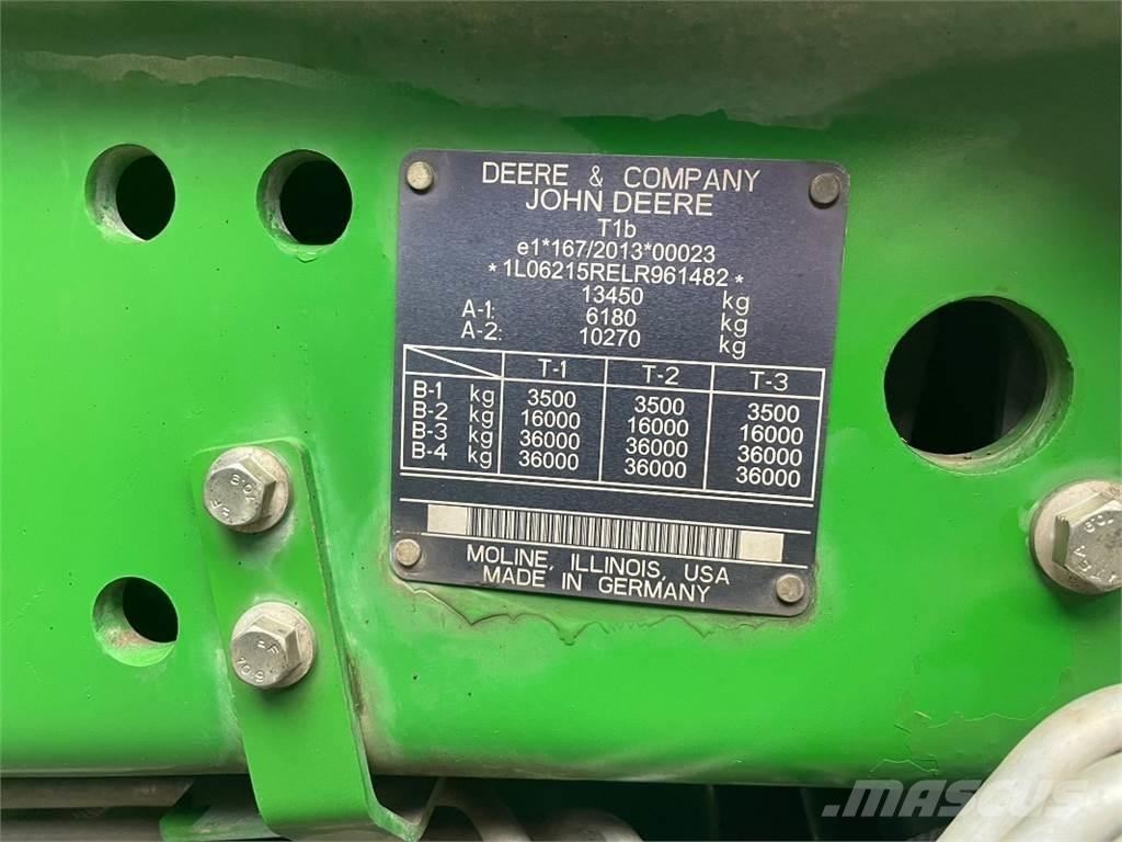 John Deere 6215R トラクター