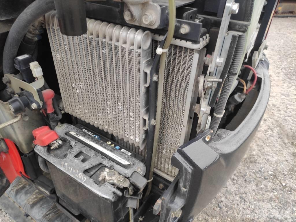 Kubota KX 018-4 ミニ油圧ショベル 7t以下（ミニユンボ・ミニディガー）