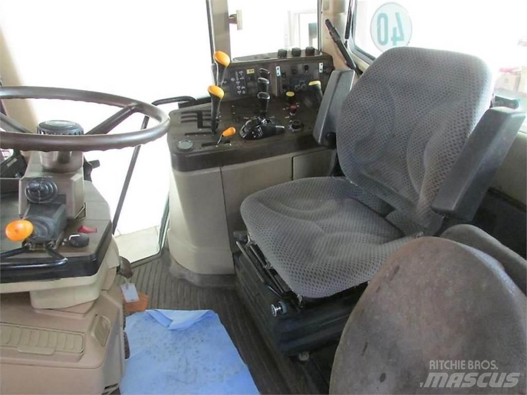 John Deere 6310 トラクター