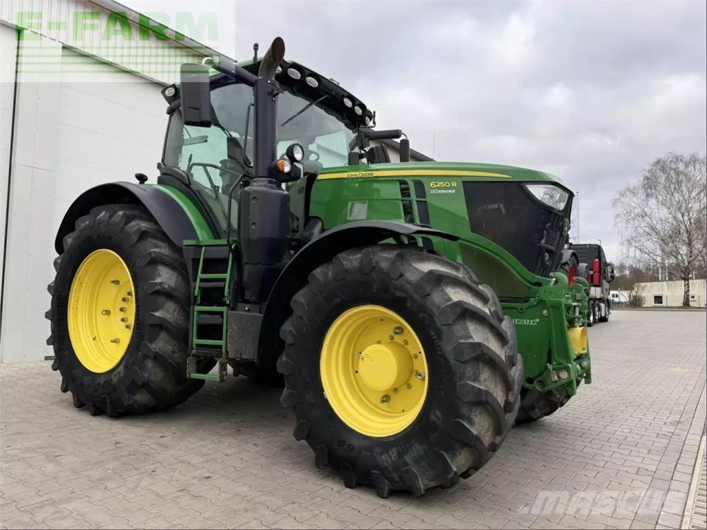 John Deere 6250 r トラクター