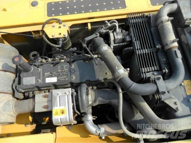 Komatsu pc200-8 大型油圧ショベル12t以上（パワーショベル・ユンボ）