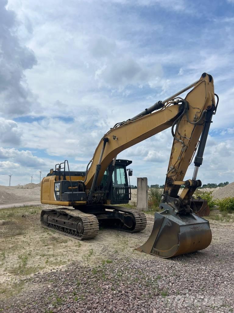 CAT 329 E LN 大型油圧ショベル12t以上（パワーショベル・ユンボ）