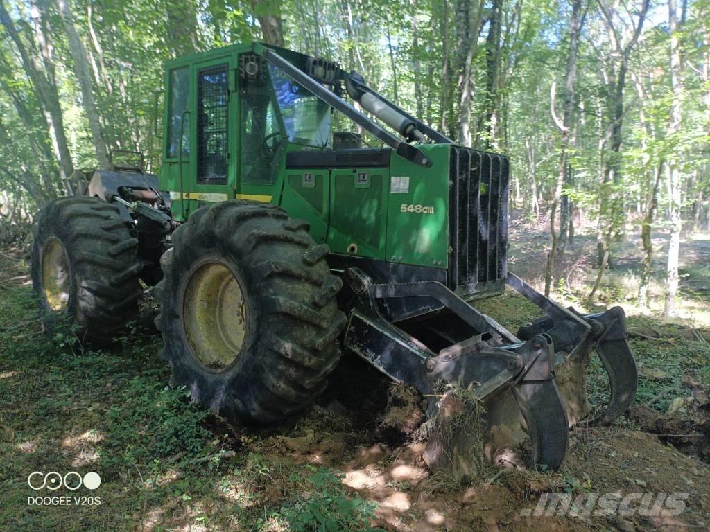 John Deere 548 G III スキッダー