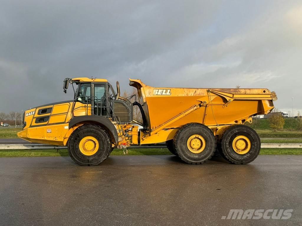Bell B45E アーティキュレート式ダンプトラック