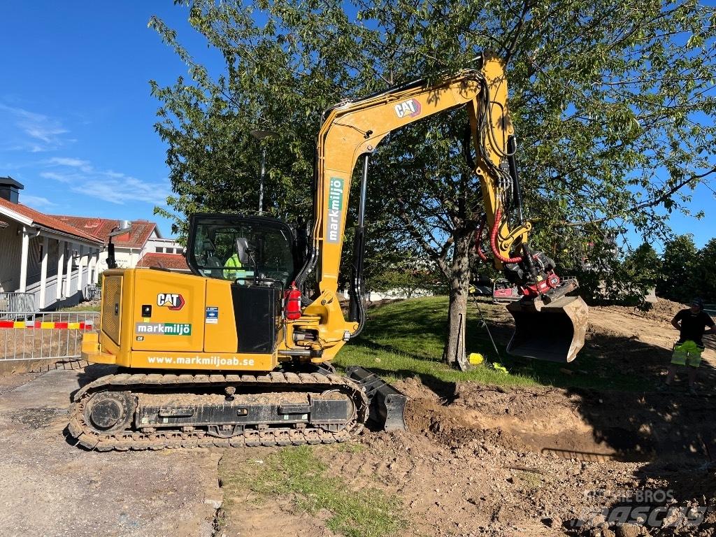 CAT 308 CR 中型油圧ショベル 7ｔ-12ｔ（ユンボ・パワーショベル・バックホー）