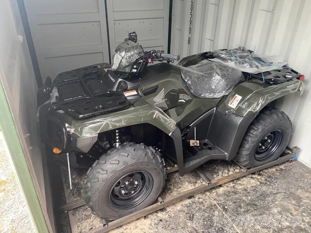 Honda TRX 520 FM6 バギー