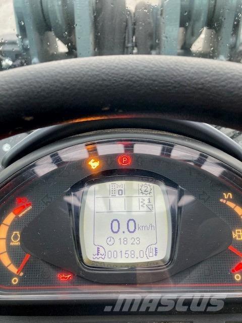 GiANT G5000 ホイールローダー・タイヤショベル