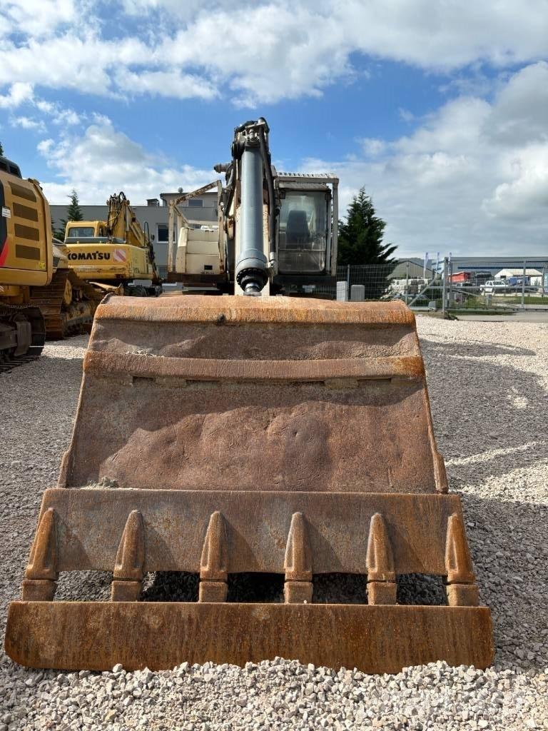 Terex TC 240 LC 大型油圧ショベル12t以上（パワーショベル・ユンボ）