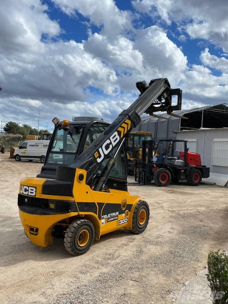 JCB TLT 30 D テレスコーピックハンドラー