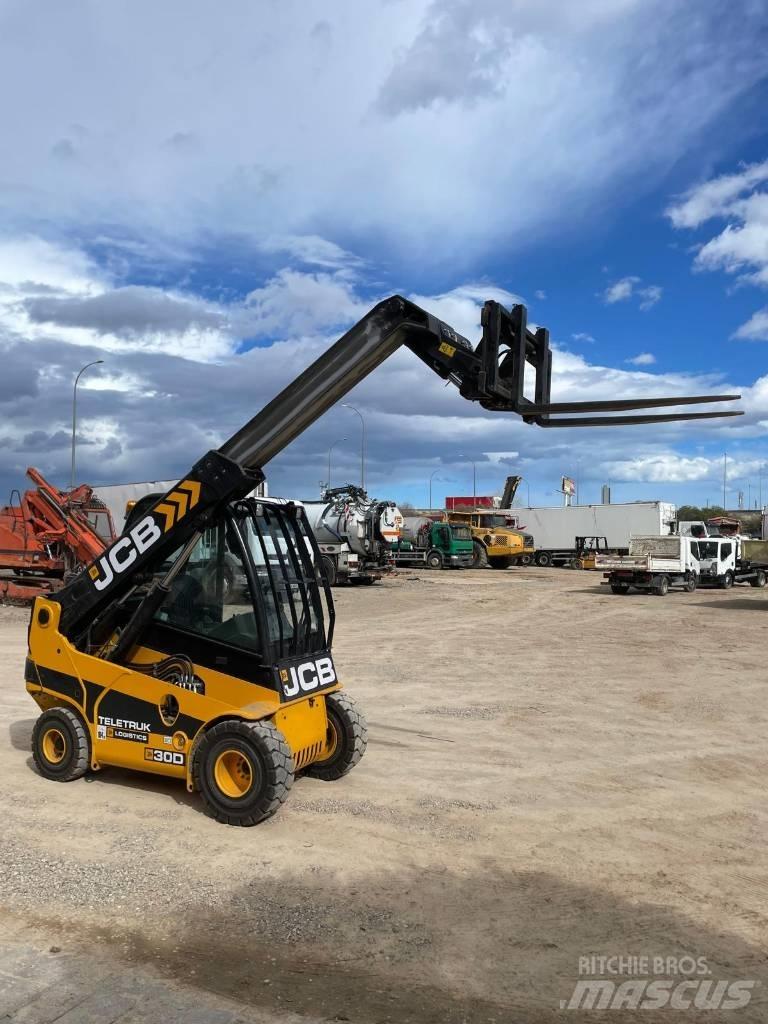 JCB TLT 30 D テレスコーピックハンドラー