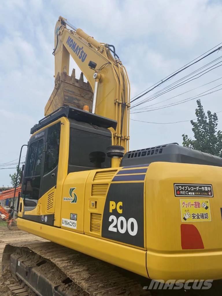 Komatsu pc200-8 大型油圧ショベル12t以上（パワーショベル・ユンボ）