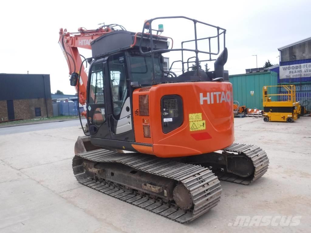 Hitachi ZX 135 US-6 大型油圧ショベル12t以上（パワーショベル・ユンボ）