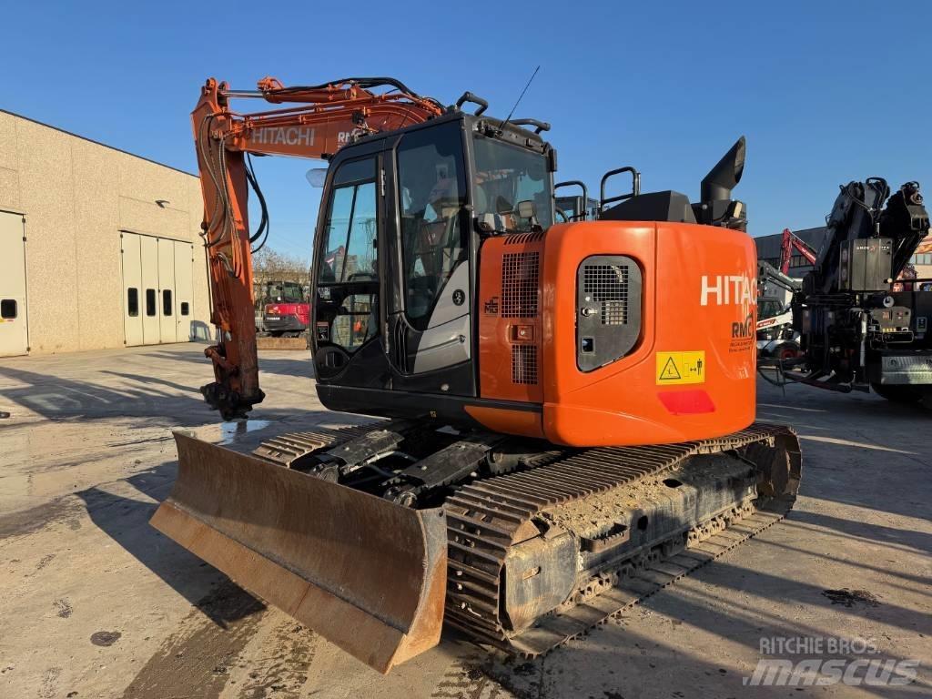 Hitachi ZX 135 US-6 大型油圧ショベル12t以上（パワーショベル・ユンボ）