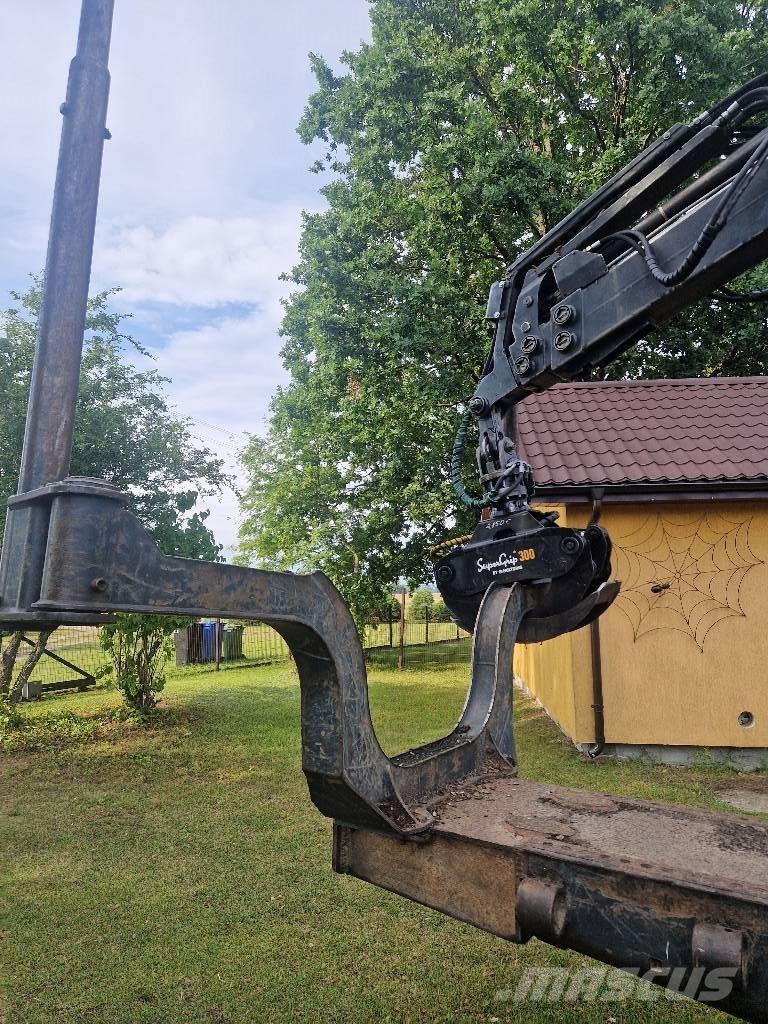 Ponsse Buffalo フォワーダー