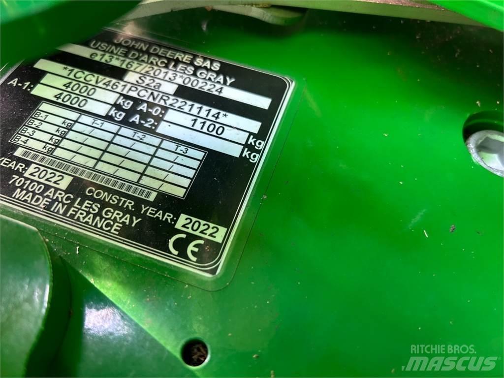 John Deere V461R ラウンドベーラー