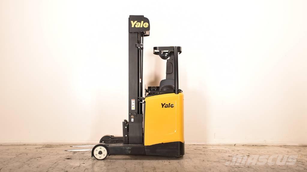 Hyster MR 14 リーチフォークリフト