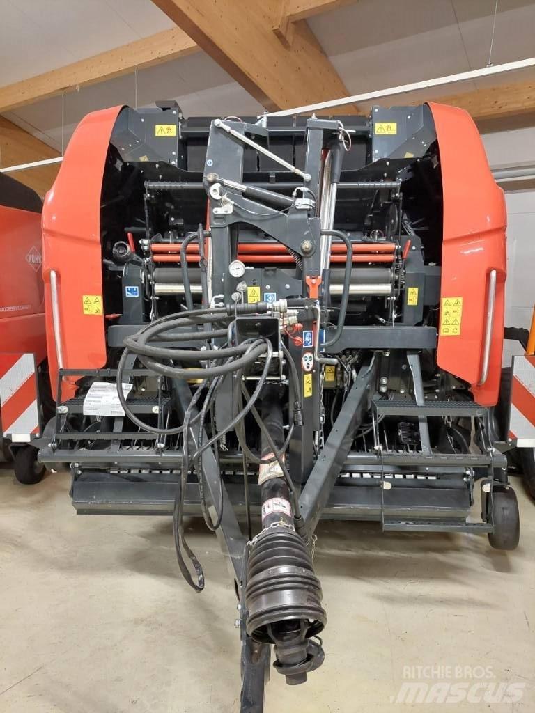 Kuhn VBP 3165 OC 23 ラウンドベーラー