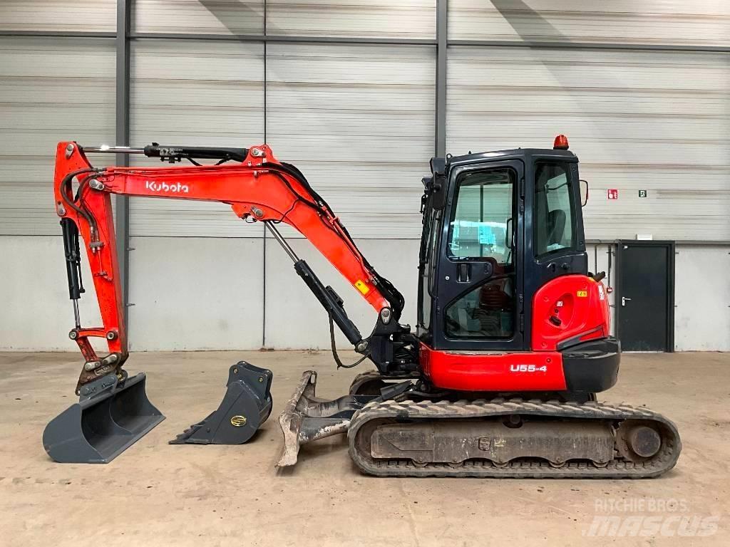 Kubota U 55-4 ミニ油圧ショベル 7t以下（ミニユンボ・ミニディガー）