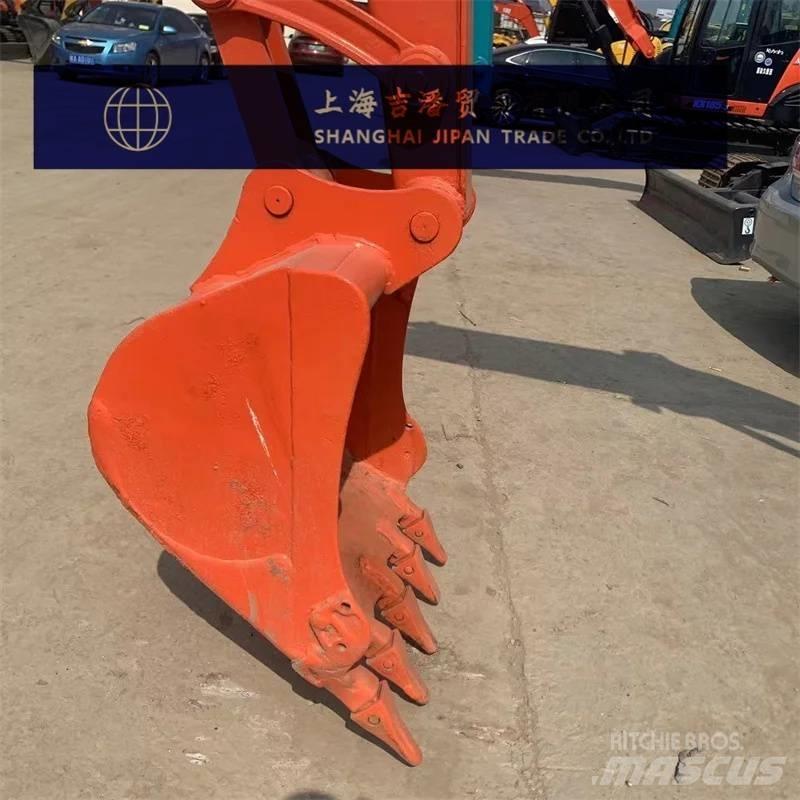 Kubota KX 163-5 ミニ油圧ショベル 7t以下（ミニユンボ・ミニディガー）