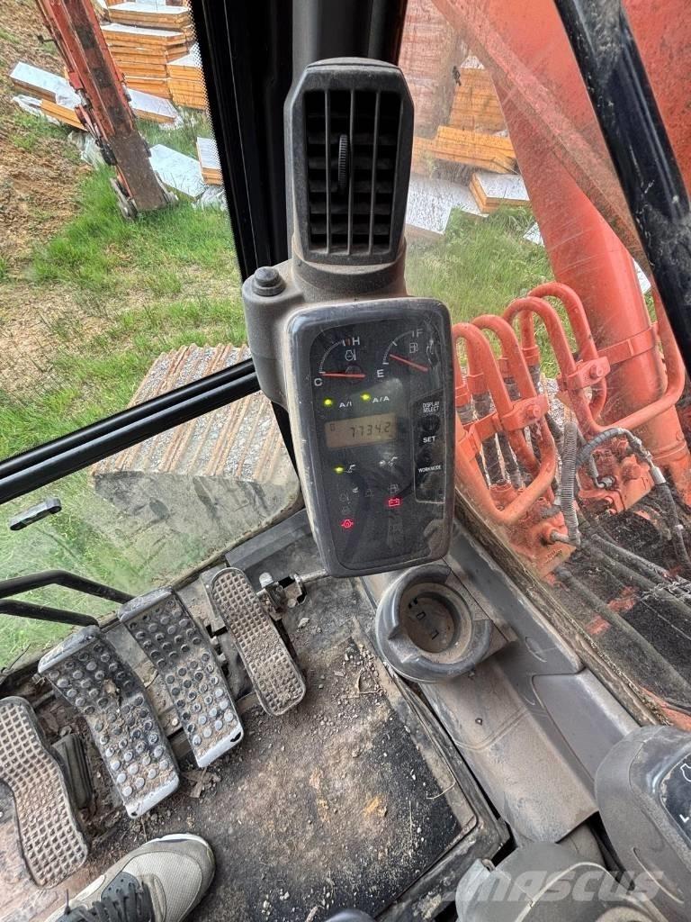 Hitachi Zaxis 180 LC 大型油圧ショベル12t以上（パワーショベル・ユンボ）