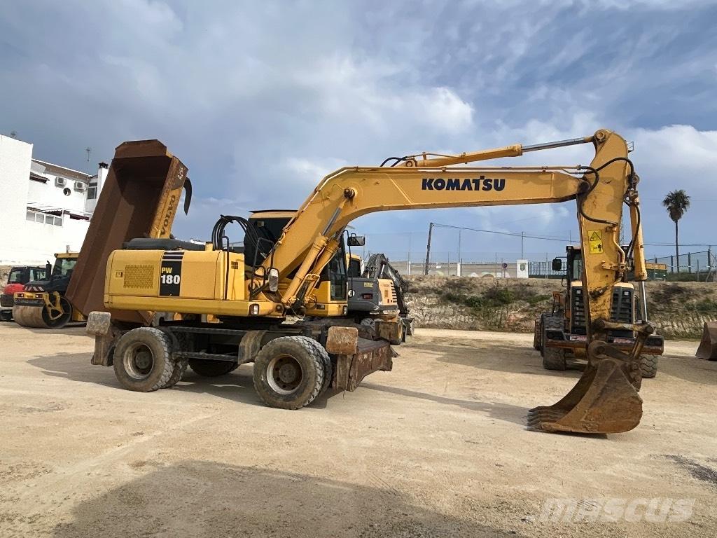 Komatsu PW 180 ホイール式油圧ショベル（パワーショベル・ユンボ・バックホー）